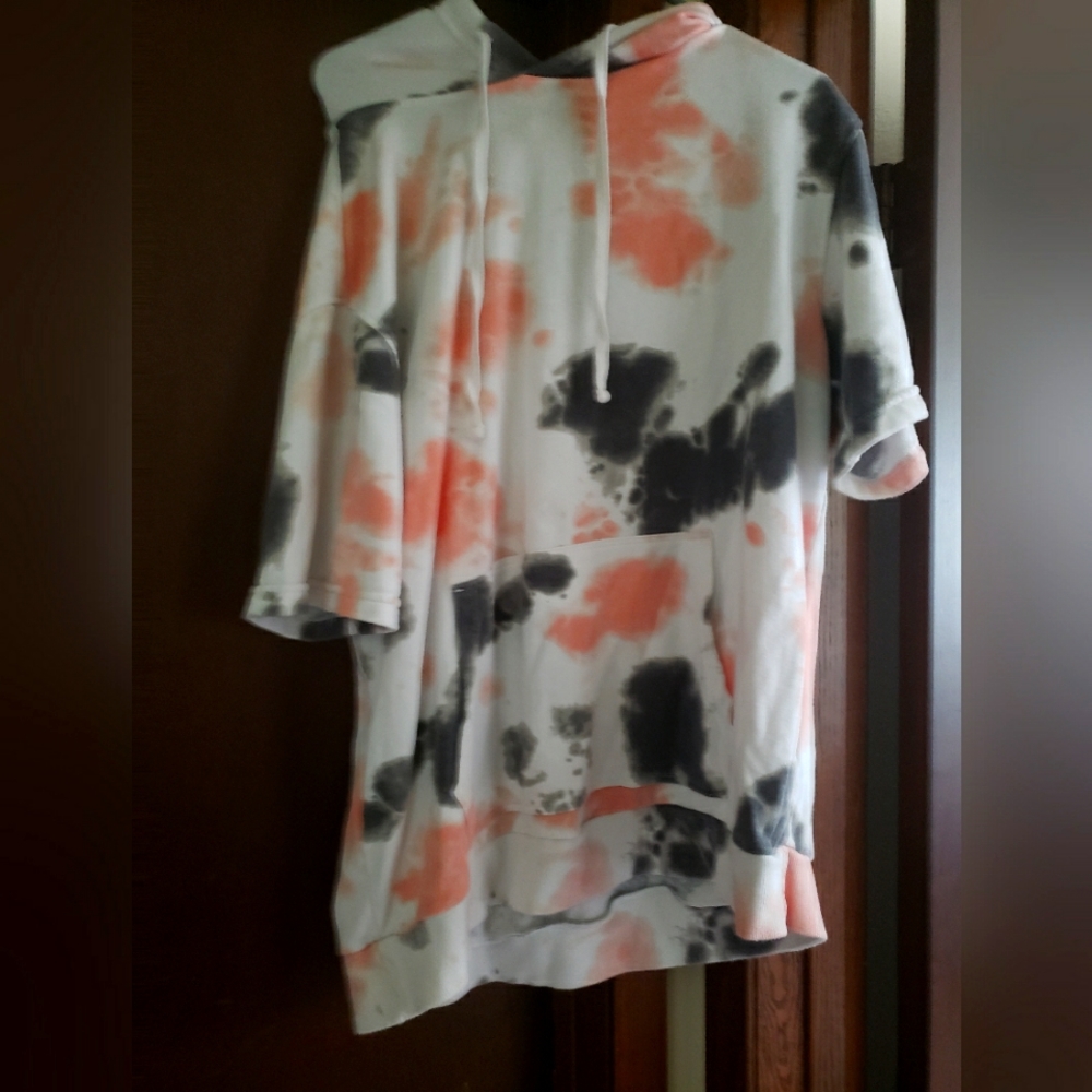No Boundaries Short sleeved sweatshirt - Picture 1 of 3